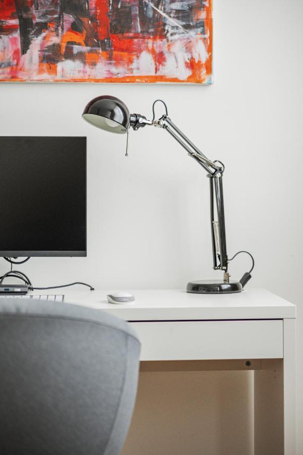 Business With Air Condition Viena